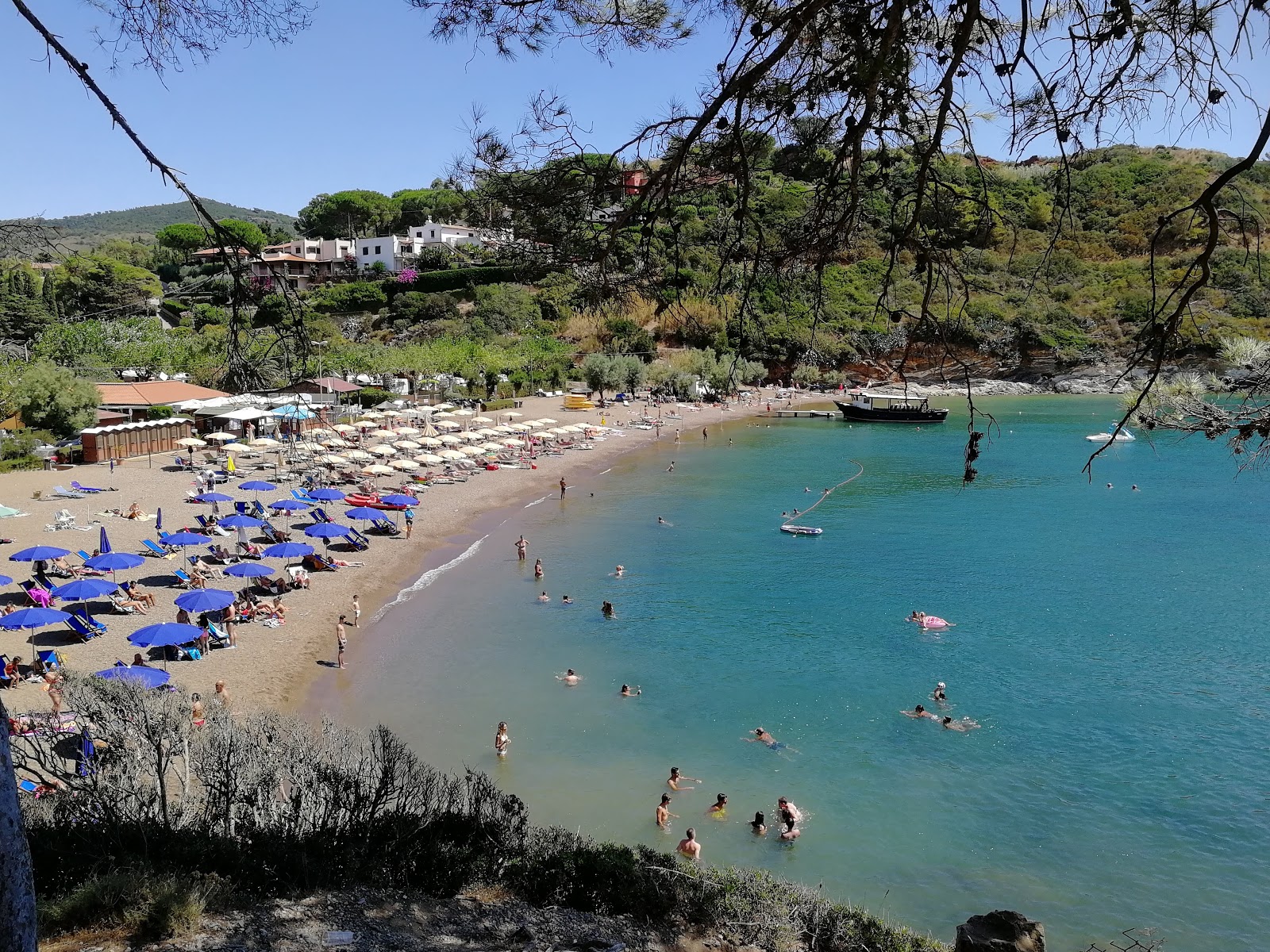 Photo of Barbarossa Beach with partly clean level of cleanliness