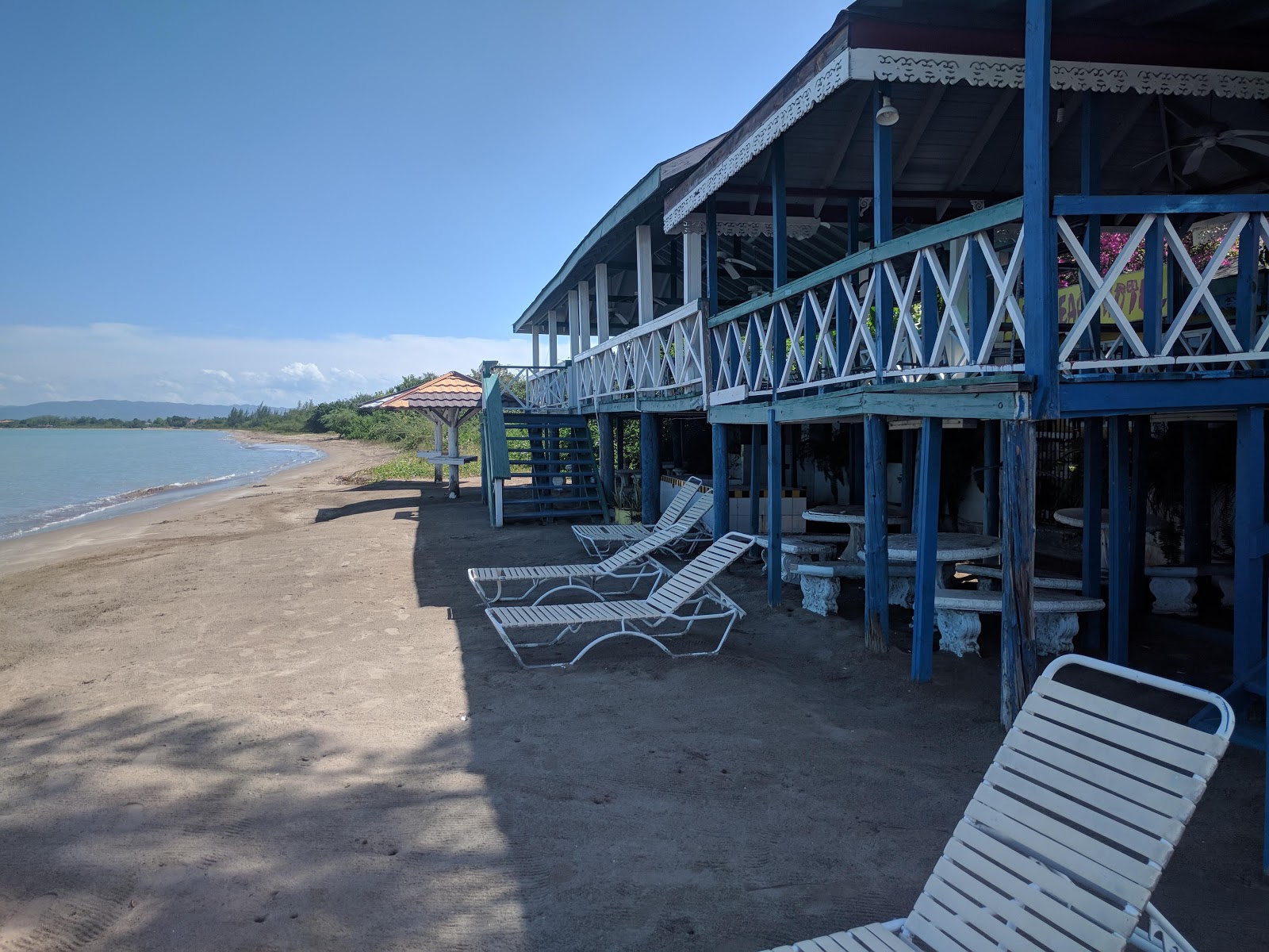 Parotee Free Beach'in fotoğrafı imkanlar alanı