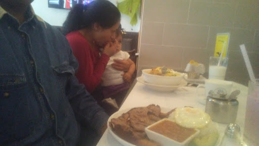 Coffee Shop «Pequeno Coffee Shop», reviews and photos, 8610 Roosevelt Ave #4, Jackson Heights, NY 11372, USA