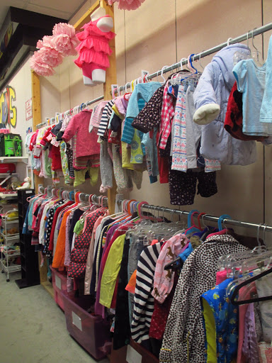 Thrift Store «Wonderland Thrift Shop», reviews and photos, 28 Portsmouth Ave, Stratham, NH 03885, USA