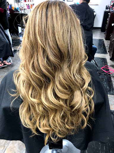 Beauty Salon «Clip & Flip Hair Salon», reviews and photos, 8802 Potranco Rd #108, San Antonio, TX 78251, USA