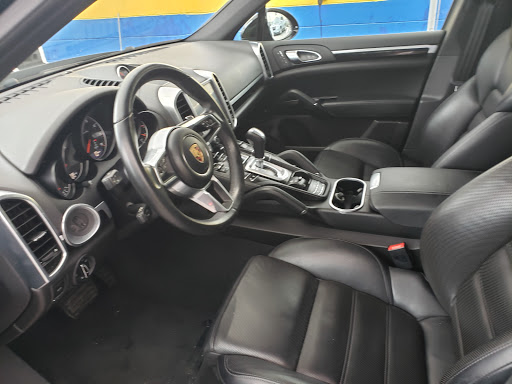 Car Repair and Maintenance «A & D Automotive Center», reviews and photos, 1127 E Twiggs St, Tampa, FL 33602, USA