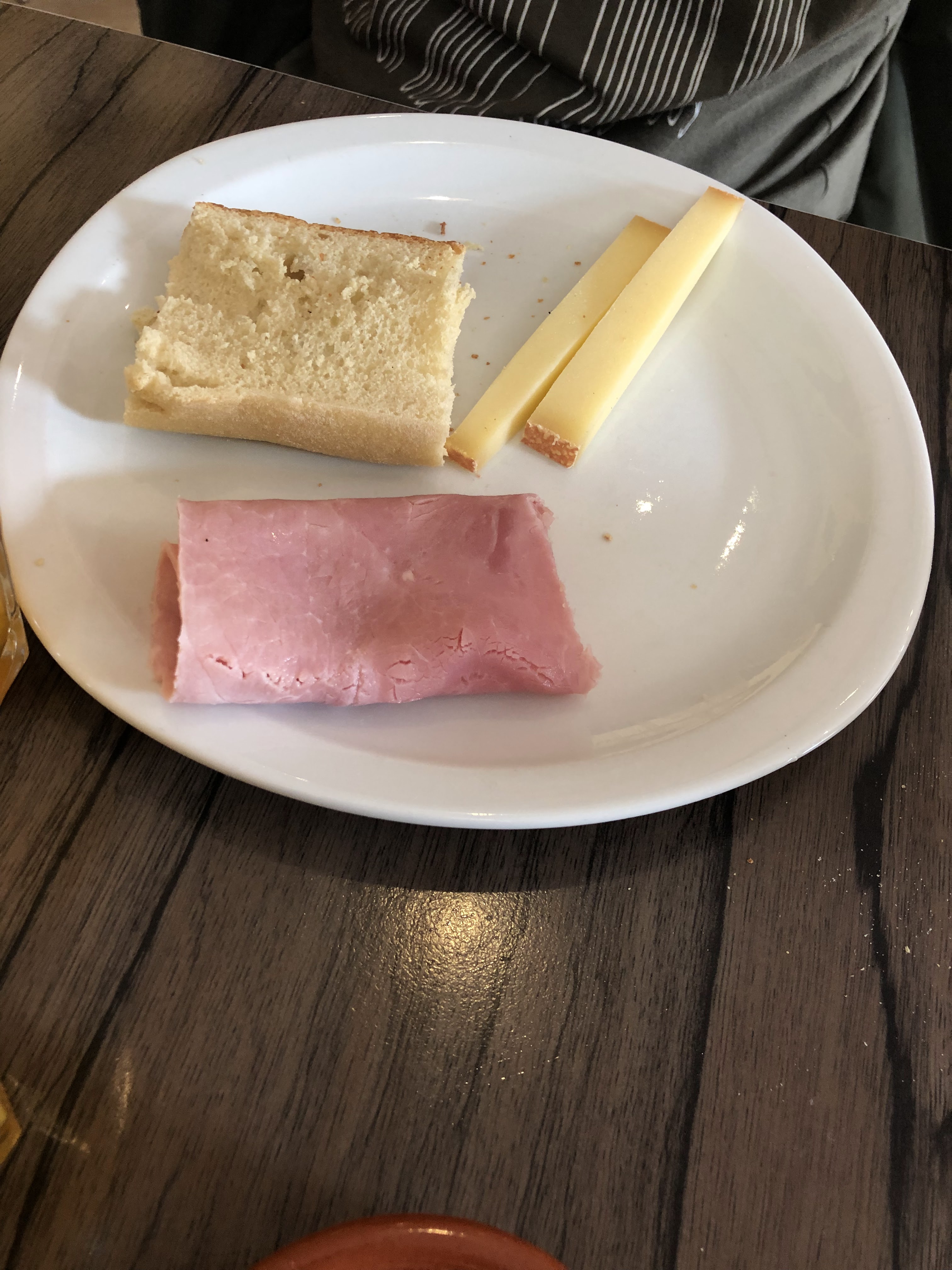 Photo n° 4 de l'avis de Yohan. fait le 02/06/2019 à 16:40