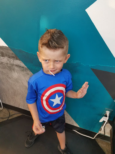 Hair Salon «Birds Barbershop», reviews and photos, 5000 W Slaughter Ln, Austin, TX 78749, USA