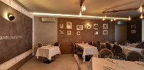 Atmosphère du Restaurant La Bartavelle à Vaison-la-Romaine - n°17