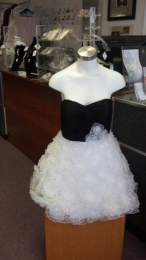 Bridal Shop «JC Bridal and Formals», reviews and photos, 1812 Pulaski Hwy, Edgewood, MD 21040, USA