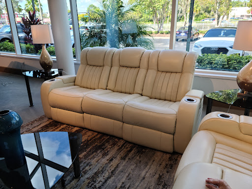 Furniture Store «Rooms To Go Furniture Store - Daytona Beach», reviews and photos, 2375 W International Speedway Blvd, Daytona Beach, FL 32114, USA