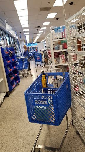 Clothing Store «Ross Dress for Less», reviews and photos, 2150 Southgate Rd, Colorado Springs, CO 80906, USA