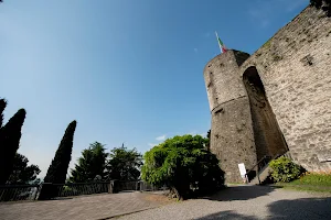 Rocca di Bergamo image