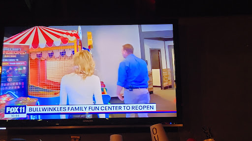 Bowling Alley «Chaparral 300 - We may close 1 hour early Sun-Thurs depending on volume, please call for details.», reviews and photos, 4191 Chino Hills Pkwy, Chino Hills, CA 91709, USA