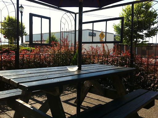 Live Music Venue «Tonic Lounge», reviews and photos, 3100 NE Sandy Blvd, Portland, OR 97232, USA