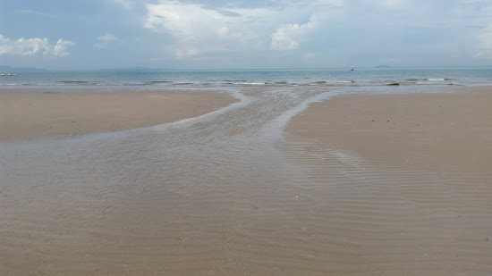 Yinyom Beach