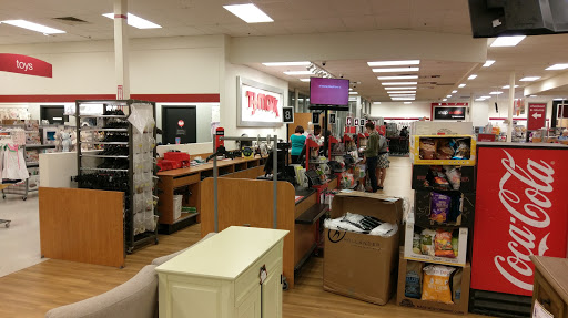 Department Store «T.J. Maxx», reviews and photos, 146 Nahatan St, Norwood, MA 02062, USA