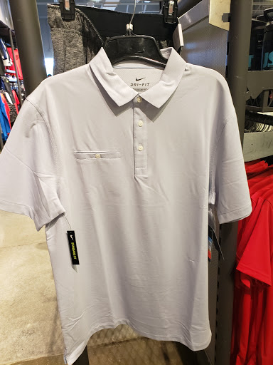 Clothing Store «Nike Factory Store», reviews and photos, 1475 N Burkhart Rd Suite C-200, Howell, MI 48855, USA