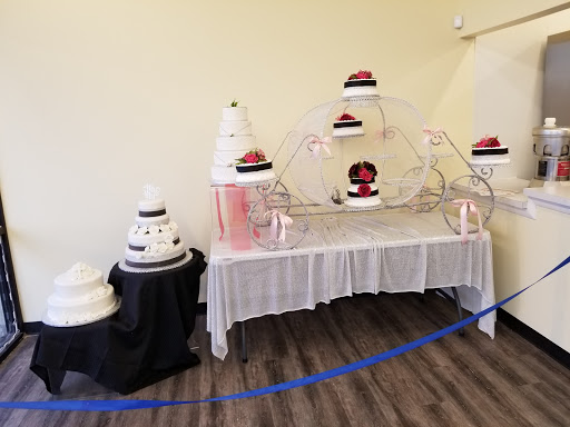 Shopping Mall «Hillcrest Shopping Center», reviews and photos, 1701 N Larkin Ave, Crest Hill, IL 60403, USA