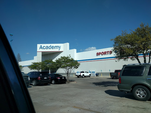 Sporting Goods Store «Academy Sports + Outdoors», reviews and photos, 7513 N Interstate Hwy 35, Austin, TX 78752, USA