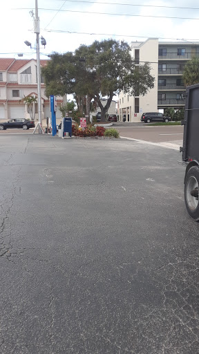 Grocery Store «USA Grocers Food Stores», reviews and photos, 1211 Gulf Blvd, Indian Rocks Beach, FL 33785, USA