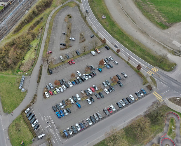 Opinii despre Parkplatz Sporthalle în Aarau - Parkhaus