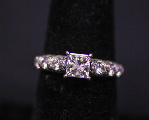 Pawn Shop «Bayou Pawn & Jewelry», reviews and photos, 1125 Gause Blvd W, Slidell, LA 70460, USA