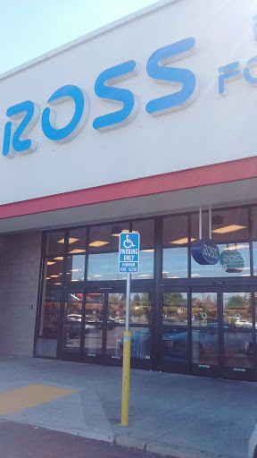 Clothing Store «Ross Dress for Less», reviews and photos, 1030 N Rengstorff Ave, Mountain View, CA 94043, USA