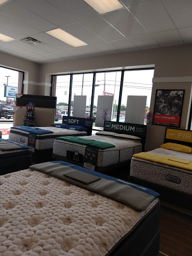 Mattress Store «Mattress Firm Richmond», reviews and photos, 4404 National Rd E, Richmond, IN 47374, USA