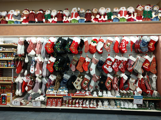 Home Goods Store «Christmas Tree Shops», reviews and photos, 41 Gusabel Ave, Nashua, NH 03063, USA