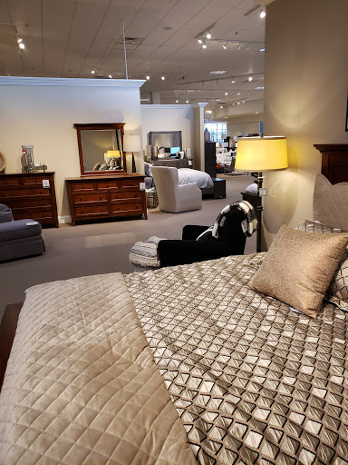 Furniture Store «Havertys Furniture», reviews and photos, 21085 Dulles Town Cir, Dulles, VA 20166, USA