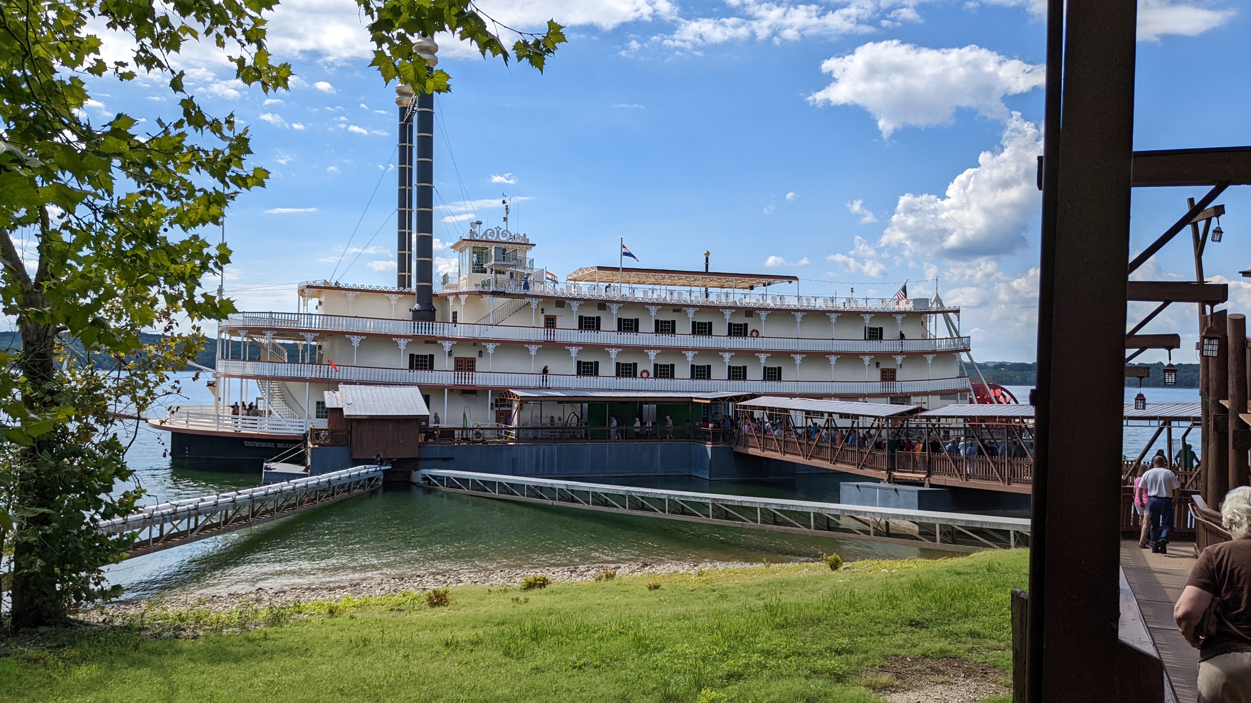 Picture of a place: Showboat Branson Belle