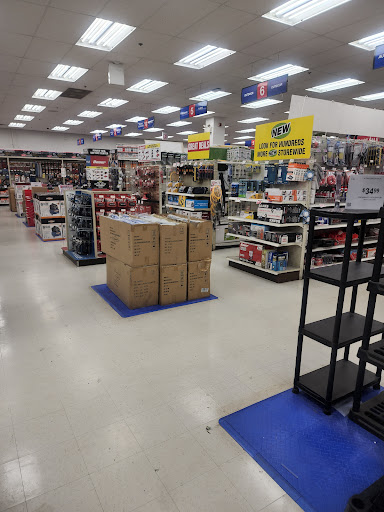 Hardware Store «Harbor Freight Tools», reviews and photos, 7600 la Crosse Ave, Burbank, IL 60459, USA