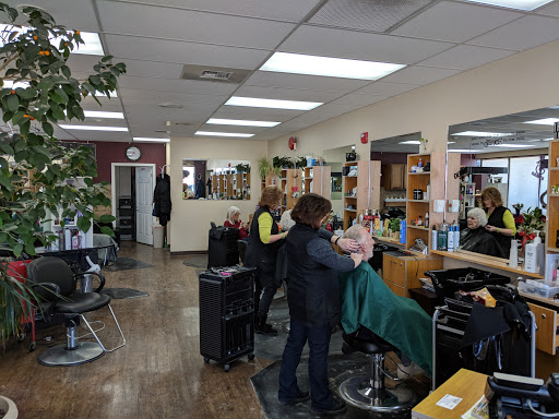 Beauty Salon «Capital Hill Barber Shop & Styling Salon», reviews and photos, 521 N Sanders St, Helena, MT 59601, USA