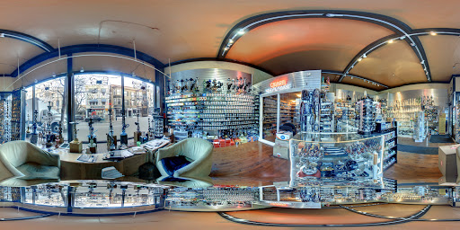 Tobacco Shop «Halsted Smoke Shop», reviews and photos, 3448 N Halsted St, Chicago, IL 60657, USA