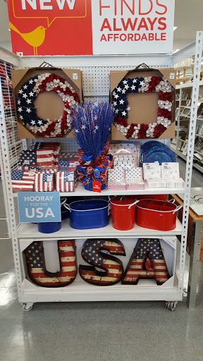 Home Goods Store «Tuesday Morning», reviews and photos, 851 Junction Hwy, Kerrville, TX 78028, USA