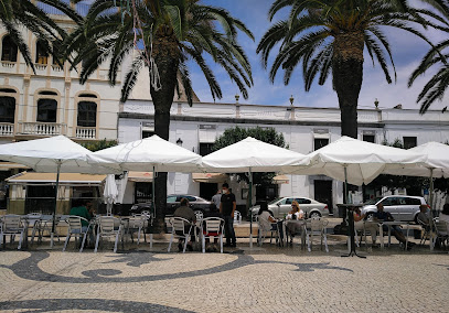 Bar restaurante Castillejos - Pl. de España, 8, 06100 Olivenza, Badajoz, Spain