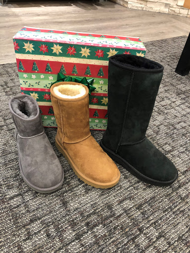 Shoe Store «Coastal Shoes», reviews and photos, 1317 NW U.S. 101, Lincoln City, OR 97367, USA