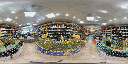 Wine Store «Pavilion Wine and Spirits», reviews and photos, 361 S Oyster Bay Rd, Plainview, NY 11803, USA