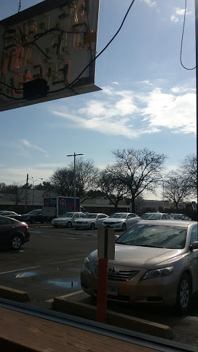 Shopping Mall «Putnam Place Shopping Center», reviews and photos, 1245 Dixwell Ave, Hamden, CT 06514, USA