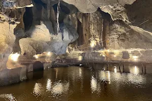 Mo So Cave image