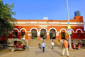 Barhiya Station image