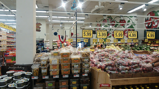 Supermarket «Western Beef Supermarket», reviews and photos, 2040 Forest Ave, Staten Island, NY 10303, USA