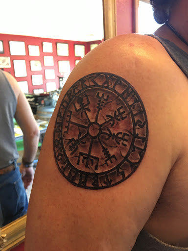 Tattoo Shop «BLACK COLLAR TATTOO», reviews and photos, 930 Main St, Sweet Home, OR 97386, USA