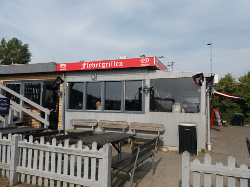 Flyvergrillen in Kastrup, Rødovre