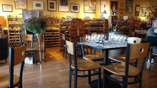 Wine Store «Santiam Wine Co», reviews and photos, 1555 12th St SE, Salem, OR 97302, USA