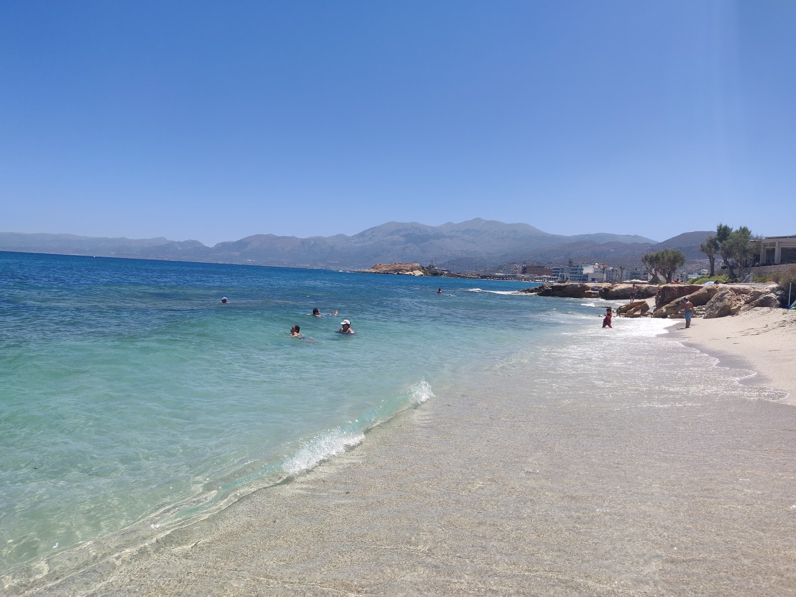 Fotografija Limanakia beach z modra čista voda površino