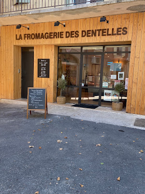 la fromagerie des dentelles à Beaumes-de-Venise