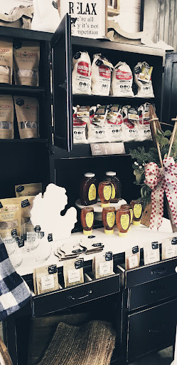 General Store «The Attic Finds», reviews and photos, 8829 Dixie Hwy, Ira Township, MI 48023, USA