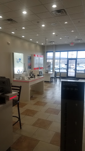 Cell Phone Store «Verizon Authorized Retailer, TCC», reviews and photos, 1071 Shoppes Blvd, Moosic, PA 18507, USA