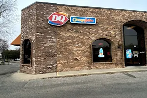 Dairy Queen (Treat) image