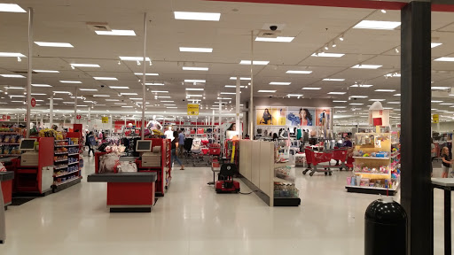 Department Store «Target», reviews and photos, 13301 Gateway Center Dr, Gainesville, VA 20155, USA
