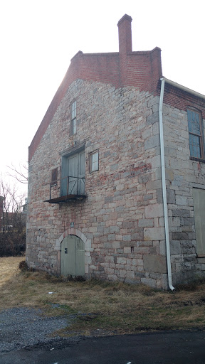 Car Dealer «Mountain State Preowned Auto Sales LLC - Used Cars - Martinsburg WV Dealer», reviews and photos, 305 N Queen St, Martinsburg, WV 25401, USA