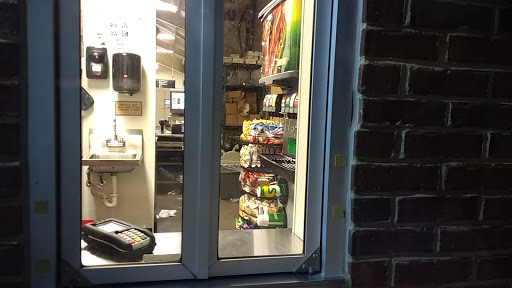 Grocery Store «Crossroads IGA», reviews and photos, 14010 Shelbyville Rd, Louisville, KY 40245, USA